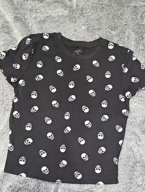 Homegirl Society Skull Print Tee Medium Juniors Cropped Black Graphic T-Shirt